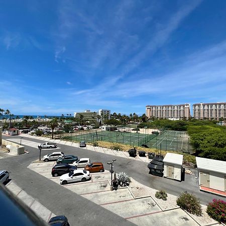 The Cove - Condo Hotel - Palm Beach Strip Екстер'єр фото
